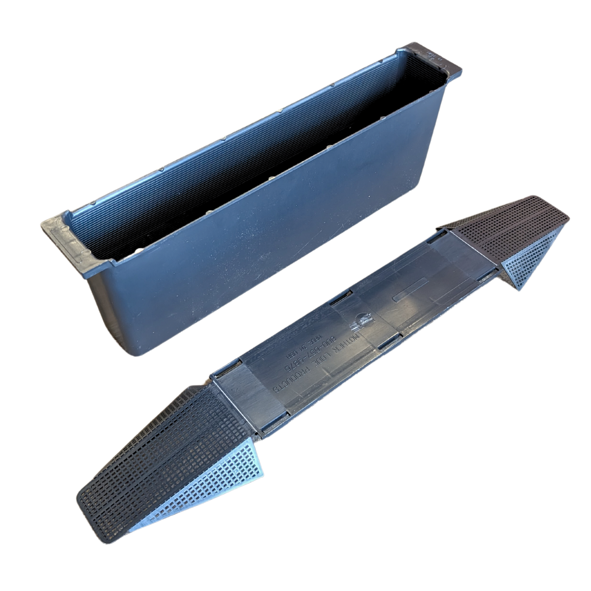 Medium Internal Frame Feeder with Ladders – Foxhound Bee Company